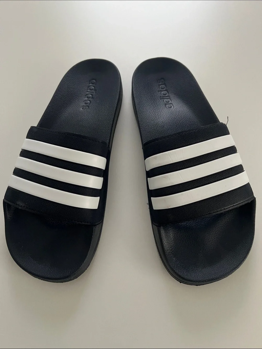 NEW Adidas SLIDE Soccer Shower Sandals Mens 11 Black White Beach Gym